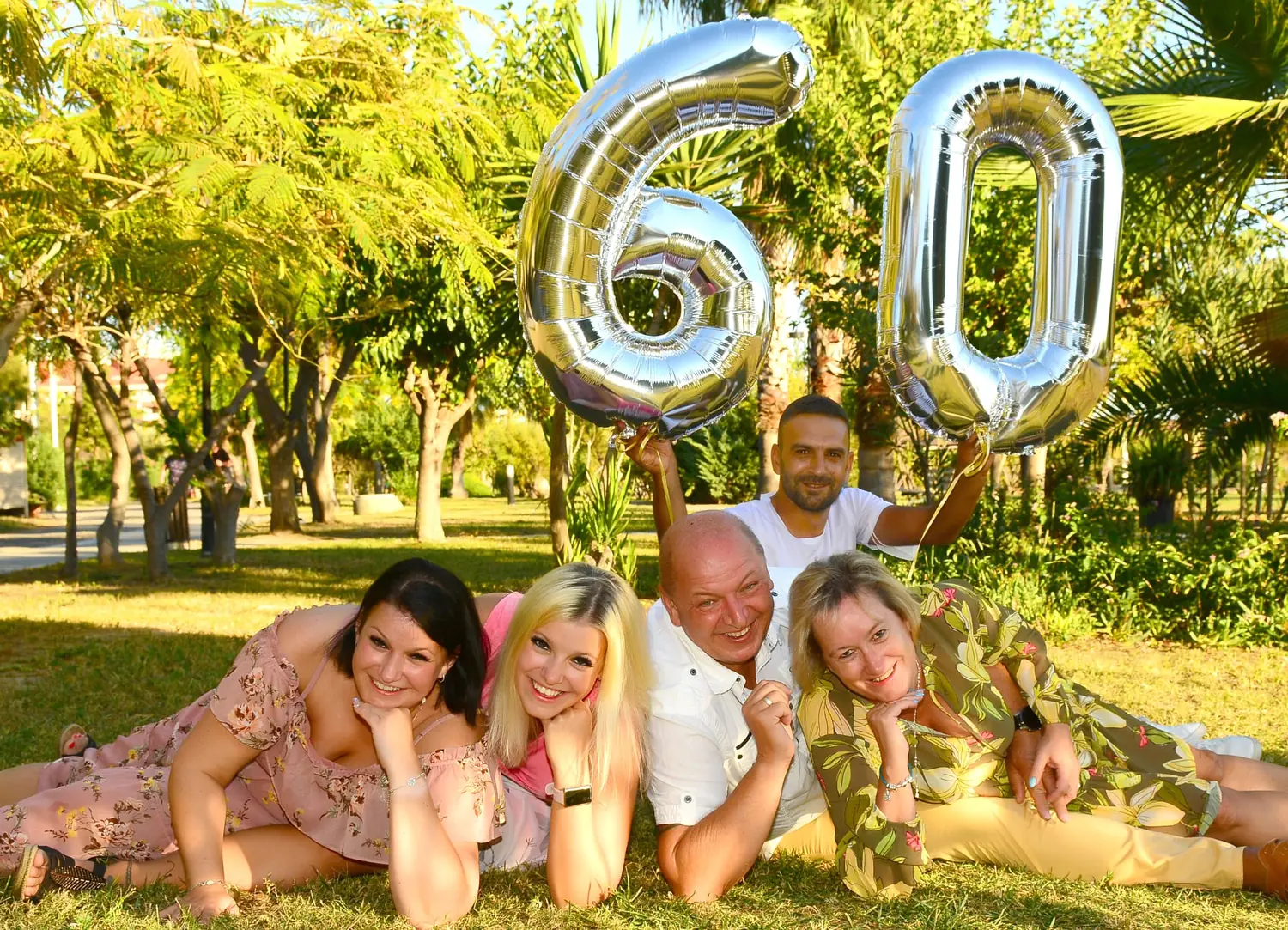 Geburtstags-Shooting mit Gästen und Ballons